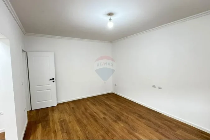 Tirane, shitet apartament 1+1 Kati 1, 60 m² 98.000 € 