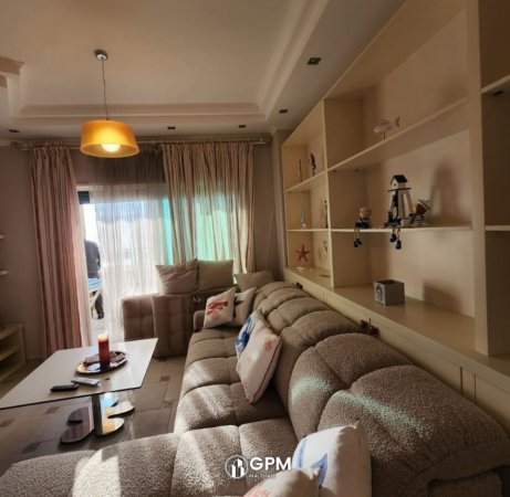 Durres, jepet me qera apartament 2+1 Kati 2, 85 m² 800 € (Durres)