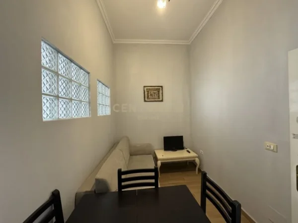 Tirane, shes garsonier , 37 m² 100.000 € (Ish Blloku)