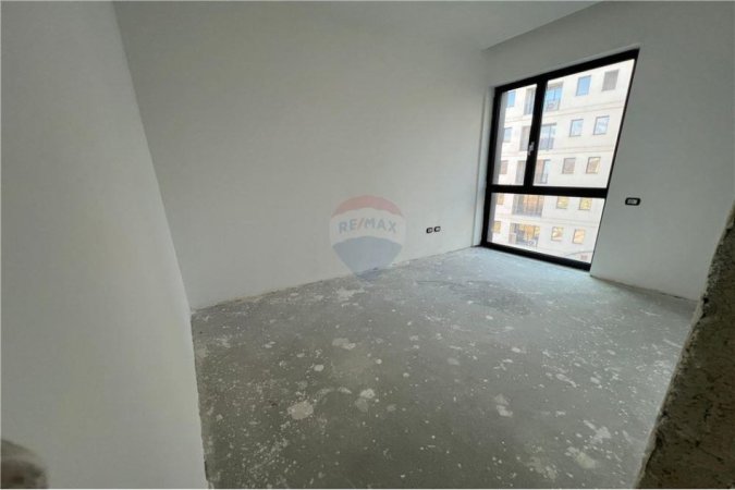 Tirane, shitet 2+1+Ballkon Kati 5, 1.221 m² 320.000 € 