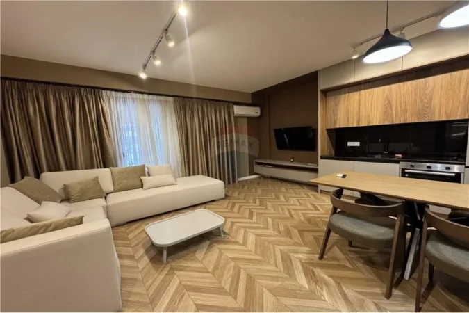 Tirane, shitet apartament 1+1+Ballkon Kati 1, 65 m² 199.000 € 
