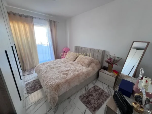 Tirane, shitet apartament 2+1 Kati 6, 149 m² 110.000 € (Astir)