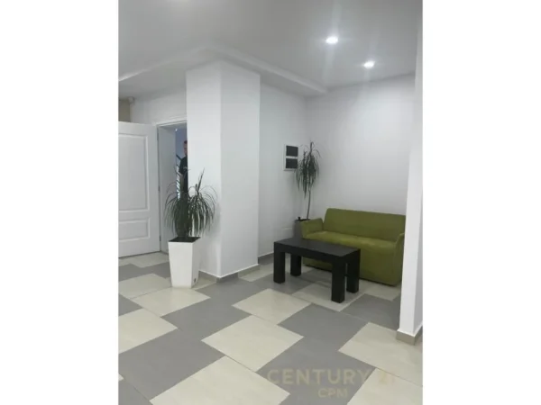 Tirane, shes ambjent biznesi , 442 m² 1.017.359 € (Rruga e Elbasanit)