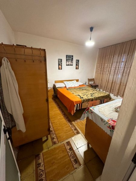 Tirane, jepet me qera apartament 2+1+Aneks Kati 4, 120 m² 500 € (vasil shanto)