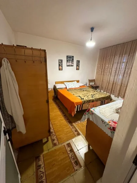 Tirane, jepet me qera apartament 2+1+Aneks Kati 4, 120 m² 500 € (vasil shanto)