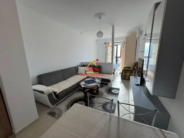 Vlore, shitet garsonier Kati 3, 45 m² 55.000 € (Rruga Gjergj Kastrioti)