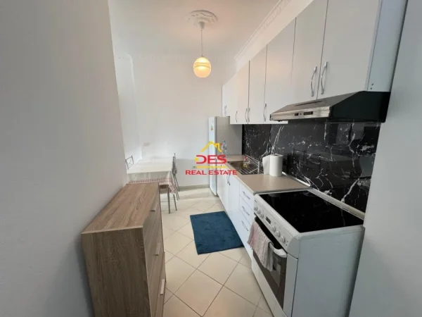 Vlore, shitet garsonier Kati 3, 45 m² 55.000 € (Rruga Gjergj Kastrioti)