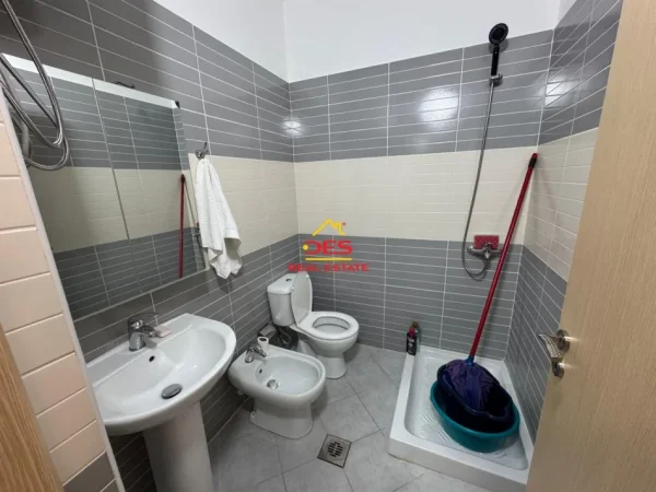 Vlore, shitet garsonier Kati 3, 45 m² 55.000 € (Rruga Gjergj Kastrioti)