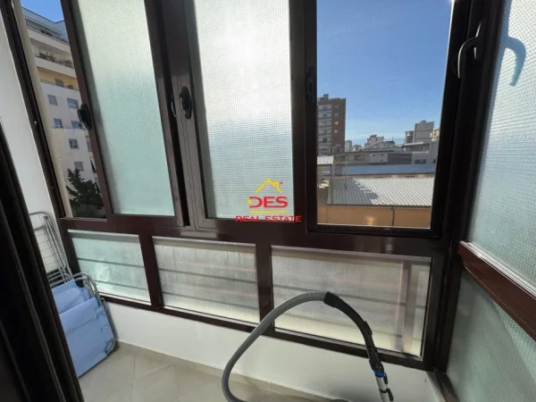 Vlore, shitet garsonier Kati 3, 45 m² 55.000 € (Rruga Gjergj Kastrioti)