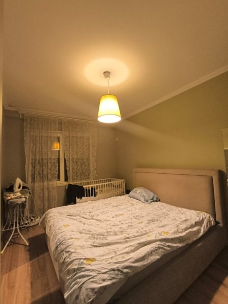 Tirane, shitet apartament 2+1+Ballkon Kati 4, 98 m² 285.000 € (Komuna Parisit)