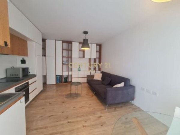 Tirane, jepet me qera apartament 1+1+Aneks+Ballkon Kati 11, 58 m² 500 € (KOMPLEKSI KONTAKT: APARTAMENT 1+1 ME QIRA)