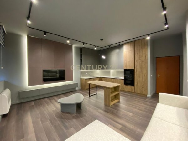 Tirane, jepet me qera apartament 2+1+Aneks+Ballkon Kati 1, 107 m² 1.000 € (KOMPLEKSI PANORAMA)