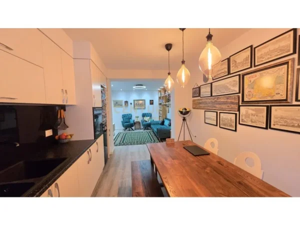 Tirane, shes apartament 2+1+Aneks+Ballkon Kati 2, 91 m² 255.000 € (ISH BLLOK)