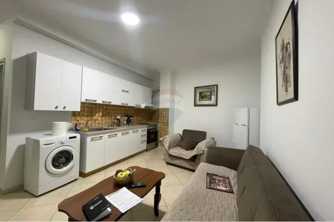 Tirane, jepet me qera apartament 1+1 Kati 8, 55 m² 500 € (Rruga e Elbasanit, Shqipëri)