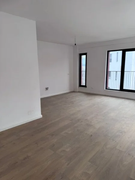 Tirane, shitet apartament 3+1+Ballkon Kati 5, 150 m² 303.600 € (kodra e diellit)