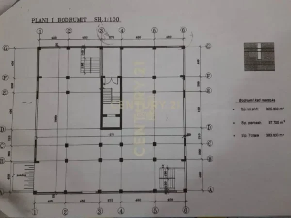 Tirane, jepet me qera ambjent biznesi Kati -1, 384 m² 2.000 € (MBRAPA AMBASADES AMERIKANE)