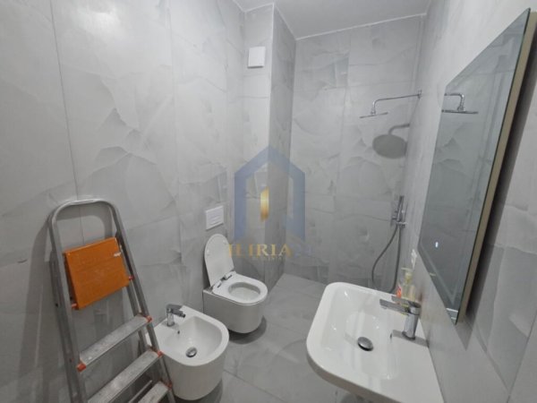 Shqiperi, jepet me qera apartament 1+1+Ballkon Kati 5, 60 m² 400 € (``Mihal Grameno``)