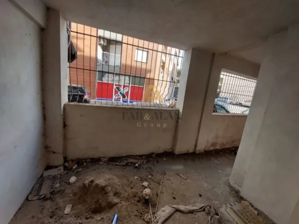 Tirane, shitet apartament 2+1 Kati 1, 95 m² 120.000 € (Ali Dem)