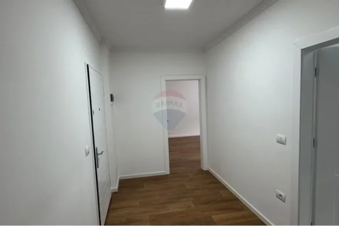 Tirane, shitet apartament 1+1 Kati 1, 65 m² 98.000 € (Selitë - Pallati me Shigjeta, Shqipëri)