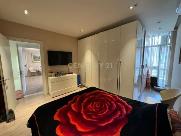 Tirane, shes apartament 3+1+Aneks+Ballkon Kati 7, 124 m² 245.000 € (Hipoteka)