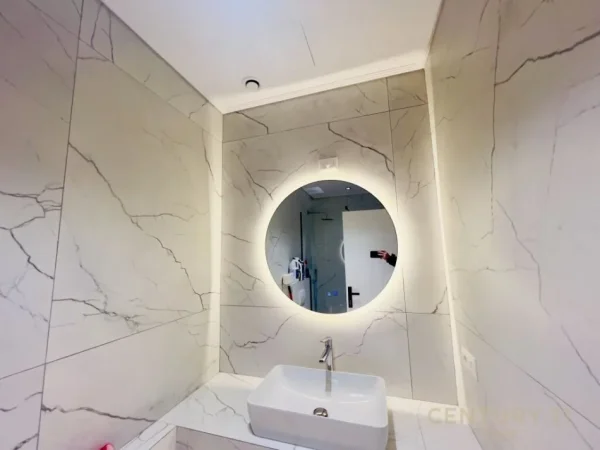 Tirane, jepet me qera zyre Kati 12, 130 m² 1.500 € (LAKE VIEW)