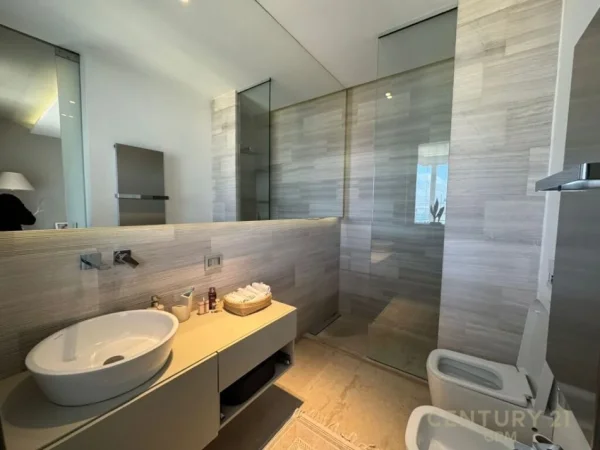 Tirane, shes apartament+verande | Penthouse 3+1+Aneks+Ballkon Kati 8, 350 m² 650.000 € (Kodra e Diellit)