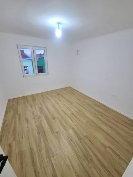 Tirane, shitet apartament 1+1+Aneks+Ballkon Kati 4, 55 m² 120.000 € (4 Deshmoret)