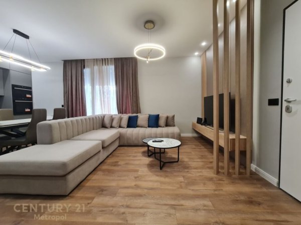Tirane, jepet me qera apartament 2+1+Aneks+Ballkon Kati 3, 100 m² 1.600 € (TEG)