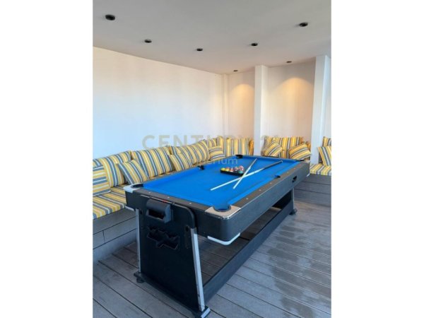 Tirane, jepet me qera apartament duplex Dublex Kati 6, 204 m² 2.000 € (KOPSHTI BOTANIK)