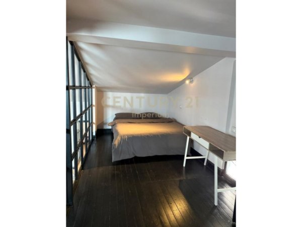 Tirane, jepet me qera apartament duplex Dublex Kati 6, 204 m² 2.000 € (KOPSHTI BOTANIK)
