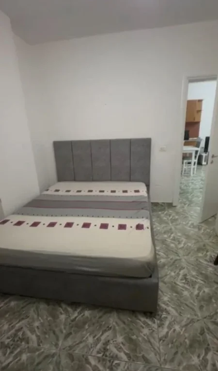 Tirane, jepet me qera apartament 2+1+Aneks+Ballkon Kati 7, 87 m² 550 € (don bosko)