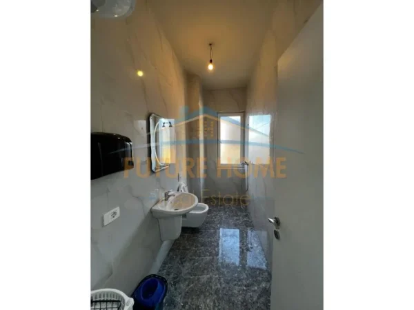 Tirane, shitet apartament 2+1+Ballkon Kati 6, 110 m² 250.000 € (Sali Butka)
