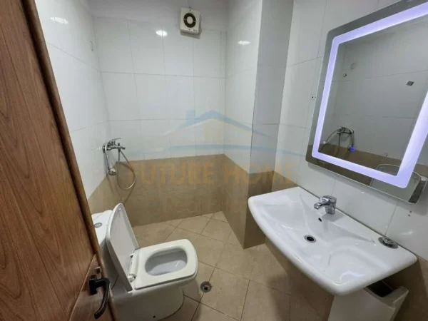 Tirane, shitet apartament 2+1+Ballkon Kati 2, 110 m² 145.000 € (Astir)