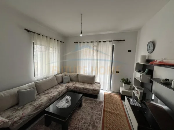 Tirane, shitet apartament 1+1+Ballkon Kati 1, 72 m² 108.000 € (Selite)
