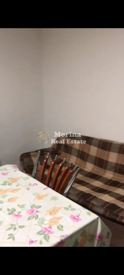Tirane, jepet me qera shtepi 1+1 Kati 1, 50 m² 300 € (QSUT)
