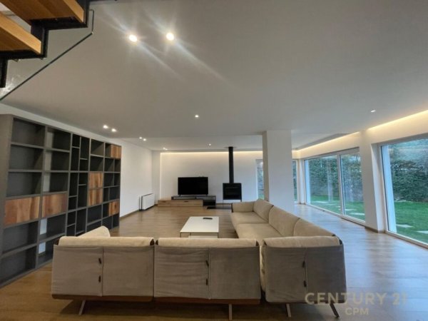 Tirane, jepet me qera Vile 2 Katshe Kati 2, 535 m² 4.500 € (TEG)