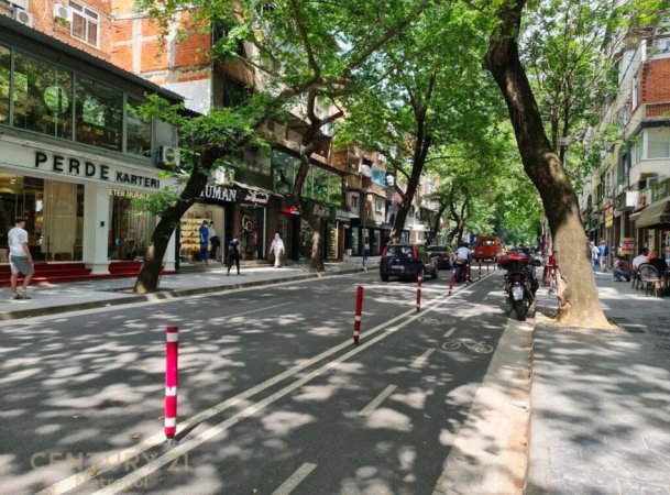 Tirane, jepet me qera apartament Kati 3, 72 m² 550 € 