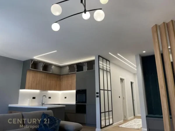 Tirane, jepet me qera apartament 2+1+Aneks+Ballkon Kati 3, 118 m² 1.550 € (TEG)