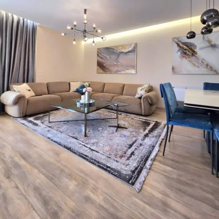 Tirane, shitet apartament 2+1 , 150 m² 350.000 € (Kopshti Botanik)