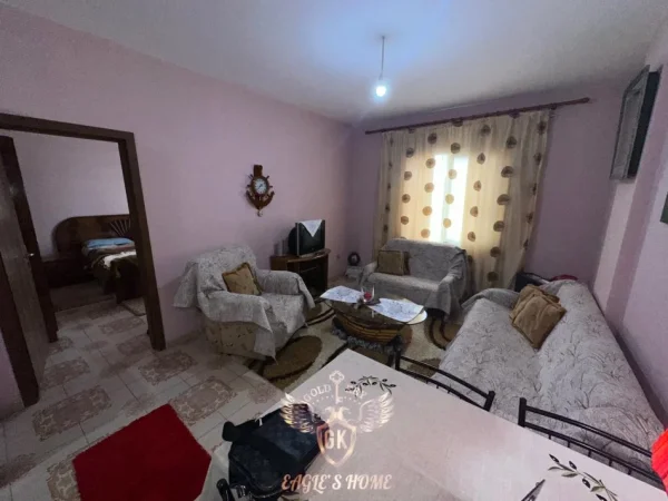 Durres, jepet me qera apartament 1+1+Ballkon Kati 2, 60 m² 300 € 