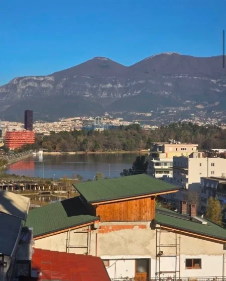 Tirane, shitet apartament , 169 m² 310.000 € 