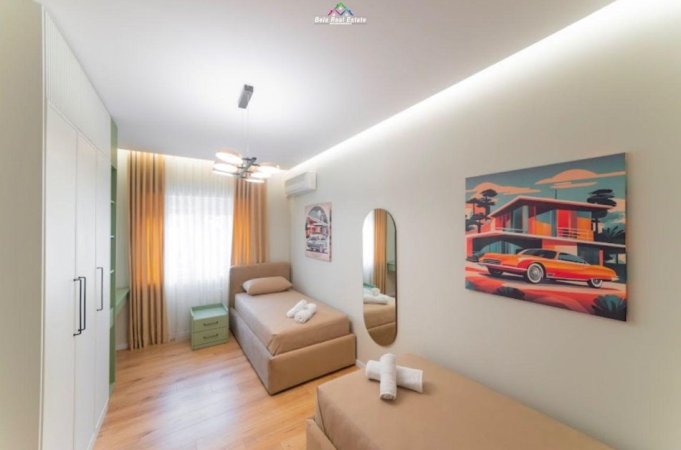 Tirane, jepet me qera apartament 2+1 Kati 3, 80 m² 700 € (rruga e elbasanit)