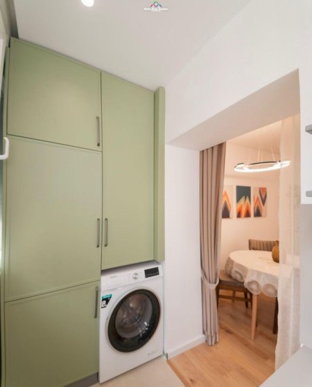 Tirane, jepet me qera apartament 2+1 Kati 3, 80 m² 700 € (rruga e elbasanit)