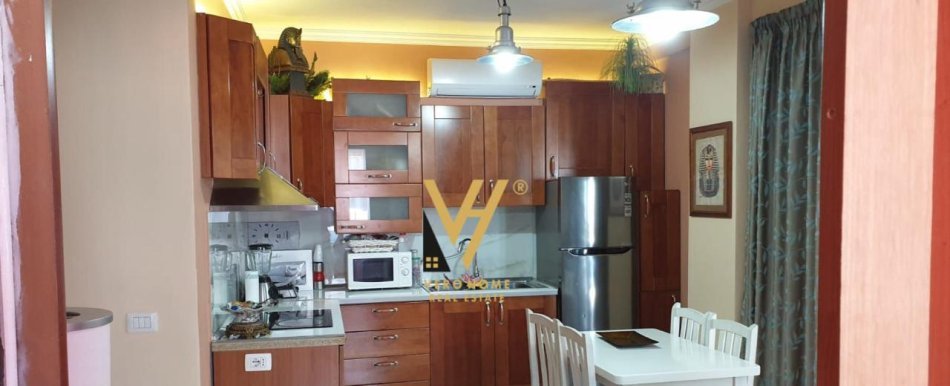 Tirane, jepet me qera apartament 2+1+Aneks+Ballkon Kati 7, 85 m² 450 EURO  (MISTO MAME)