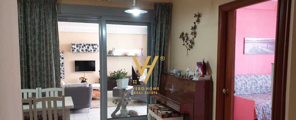 Tirane, jepet me qera apartament 2+1+Aneks+Ballkon Kati 7, 85 m² 450 EURO  (MISTO MAME)