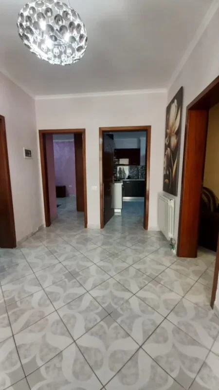 Durres, shitet apartament 4+1+Ballkon Kati 6, 196 m² 200.000 € (Shkembi i Kavajes)