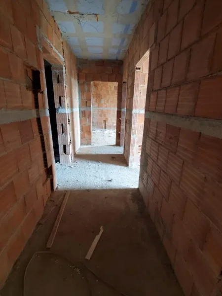 Tirane, shitet apartament 2+1+Ballkon Kati 4, 110 m² 80.600 € (kamez)