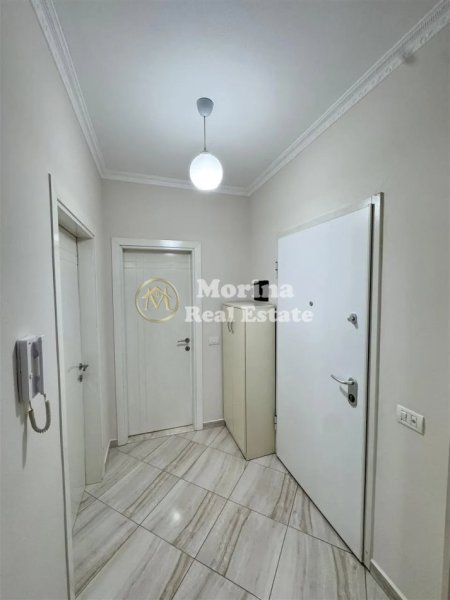 Tirane, jepet me qera apartament 1+1 Kati 4, 65 m² 600 € (Komuna e Parisit)