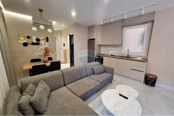 Tirane, jepet me qera apartament 2+1 Kati 7, 105 m² 800 € (Don Bosko, Shqipëri)