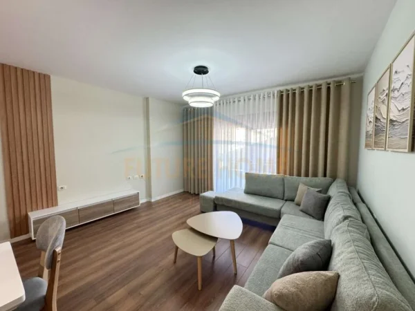 Tirane, shitet apartament 2+1 Kati 2, 103 m² (unaza e re)